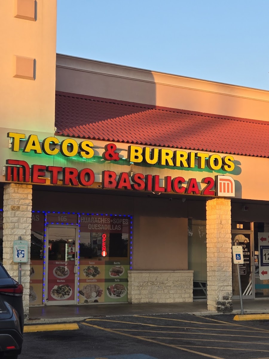 Tacos Y Burritos Metro