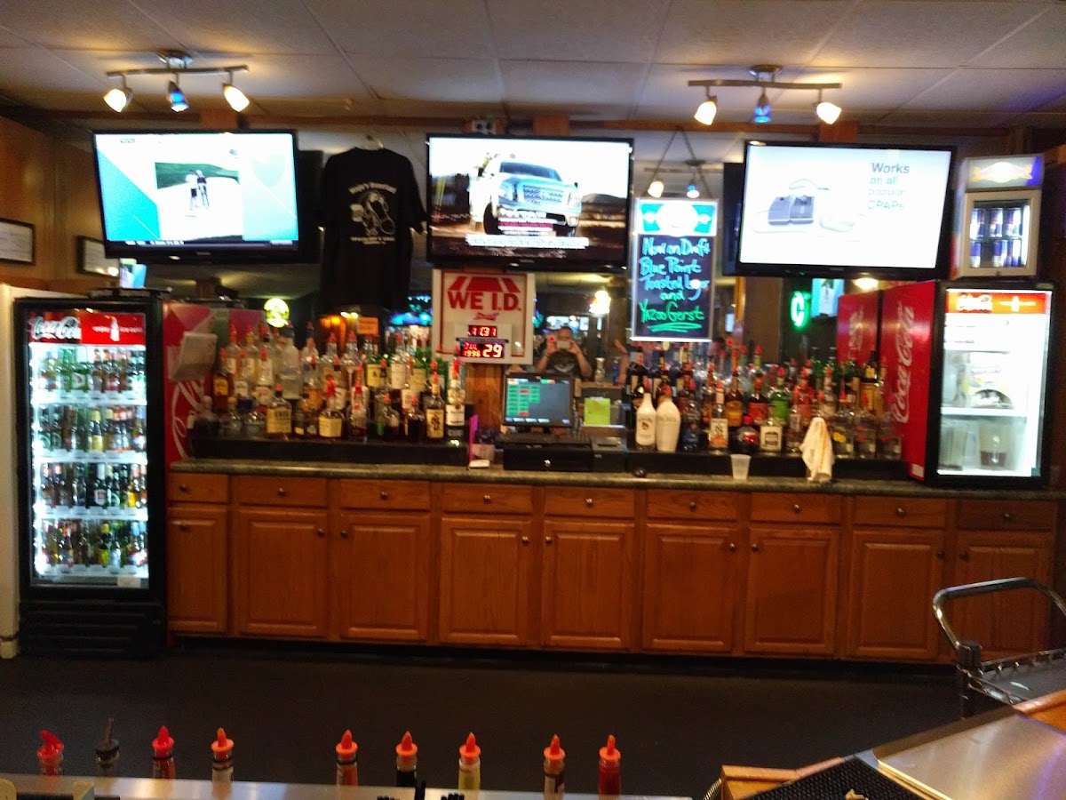 Mojo's BoneYard Sports Bar & Grille