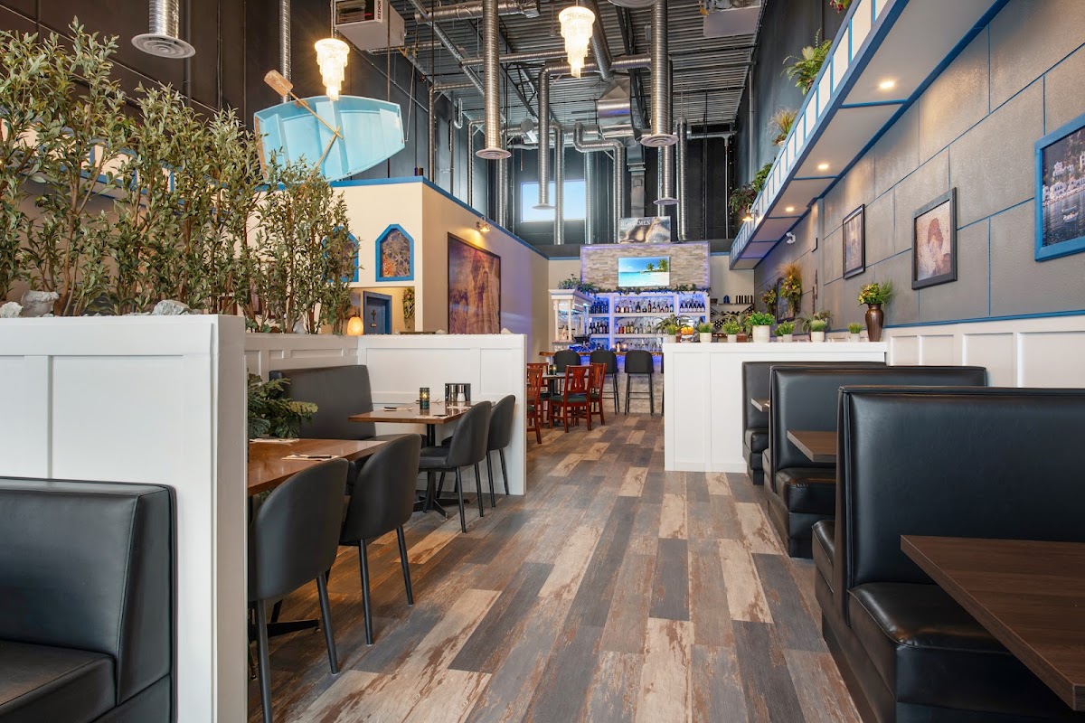 Dorians Greek Taverna Vernon