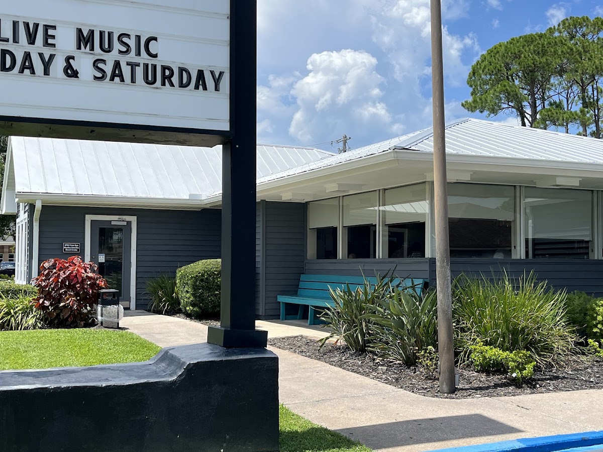 Schooner's Seafood House