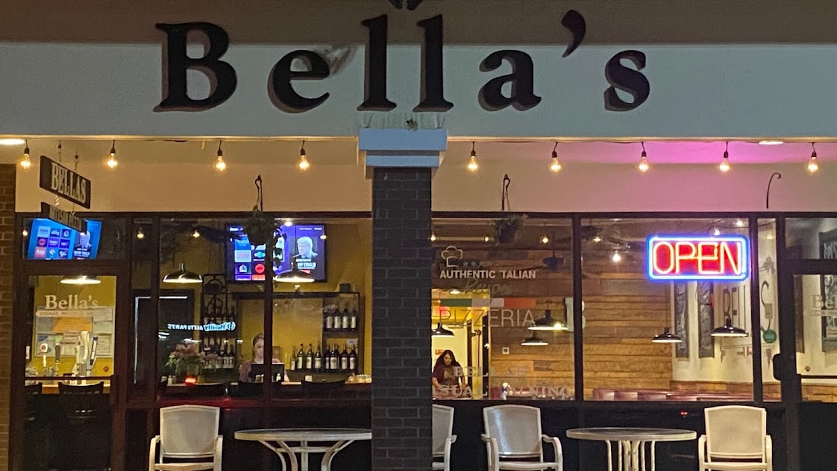 Bella's Steaks, Pasta and More