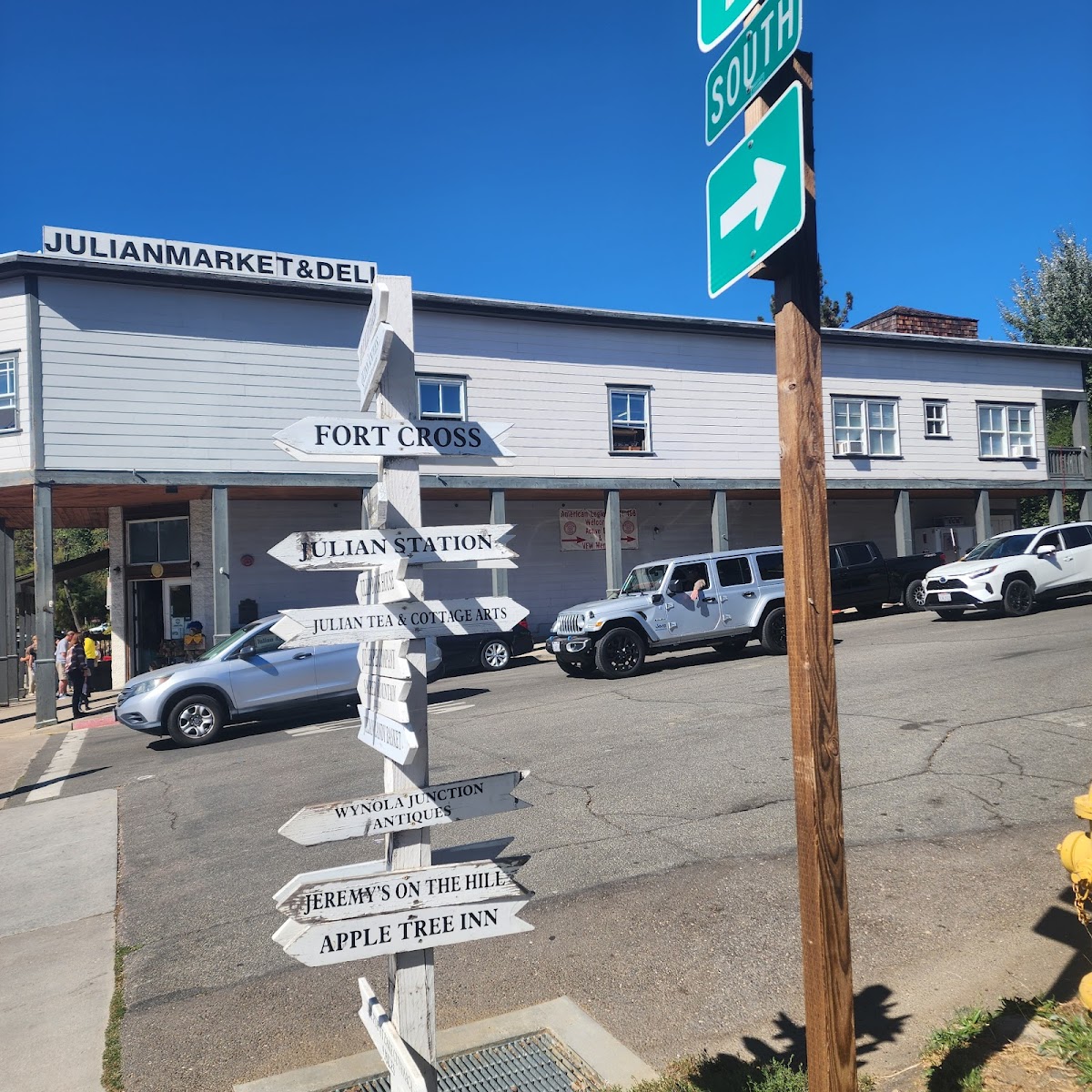 Julian Market & Deli