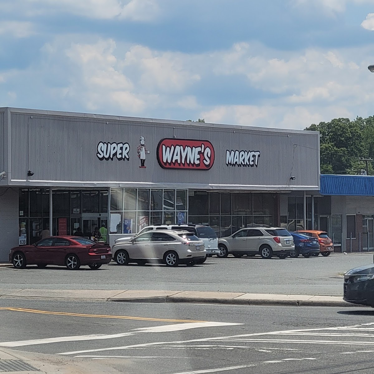 Wayne's Super Market