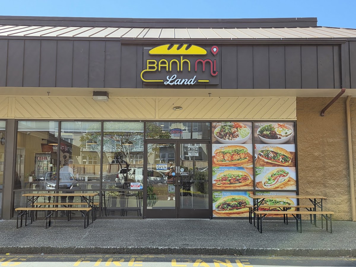 Banh Mi Land