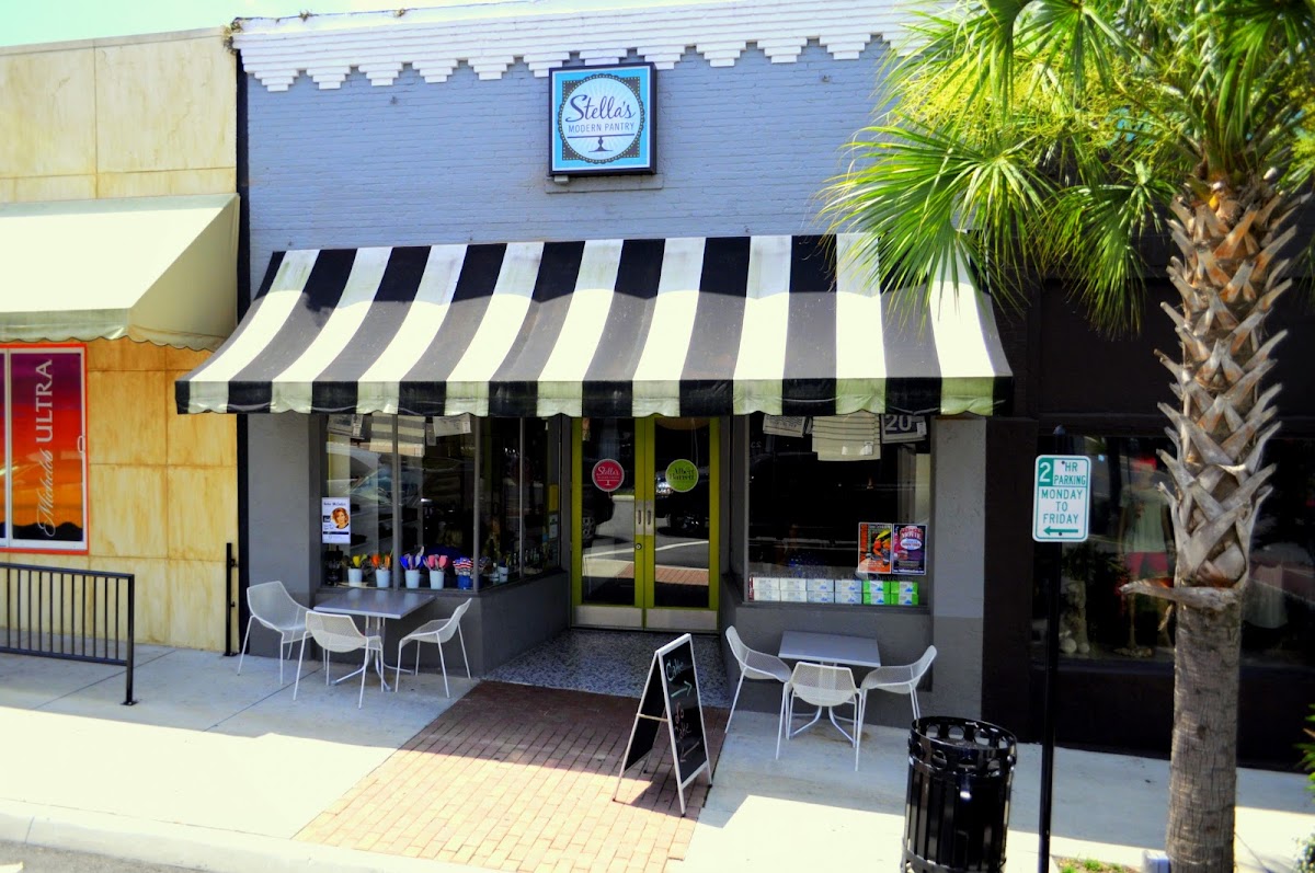 Stella's Modern Pantry