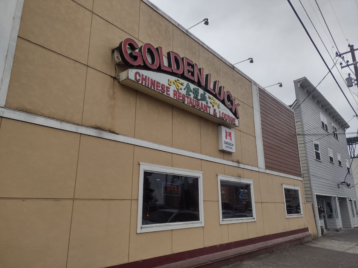 Golden Luck Restaurant & Lounge