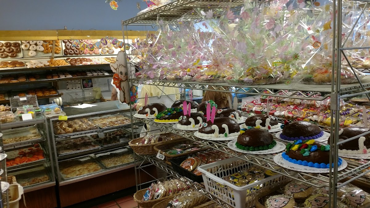 Minos Bakery