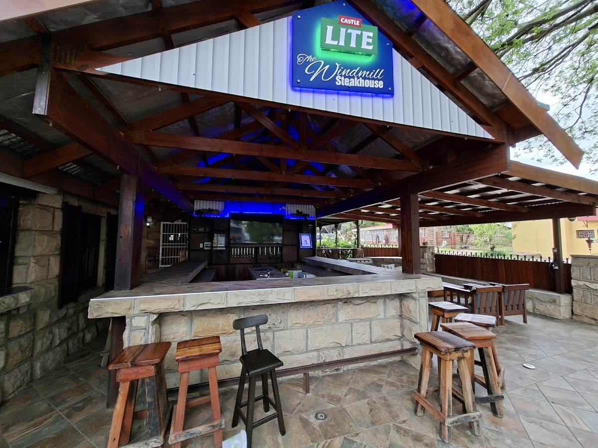 Windmill Pub & Grill