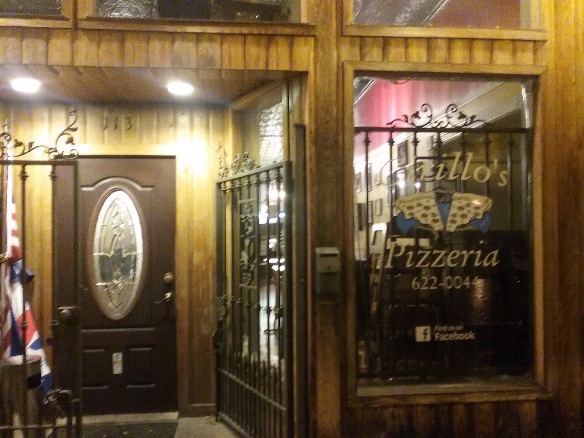 Cirillo's Pizzeria