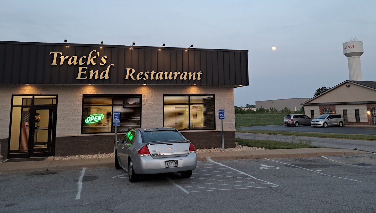 Track's End Restaurant/ Bellevue NS Dorm