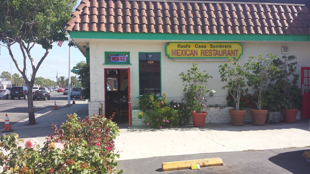 Raul's Casa Sombrero