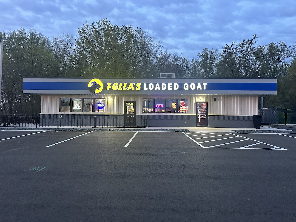 Fella's Loaded Goat Restaurant & Bar
