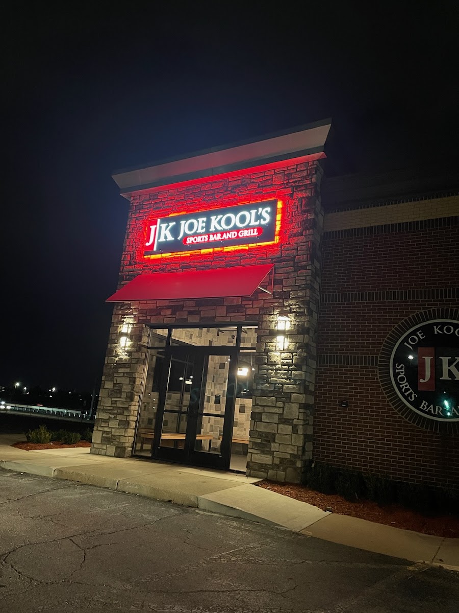 Joe Kool's Novi Bar & Grill