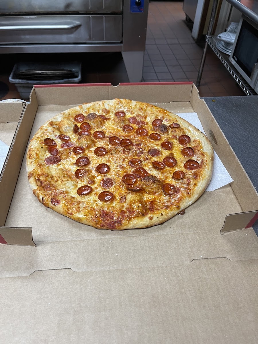 Candito’s Pizzeria and Ice Cream Parlor