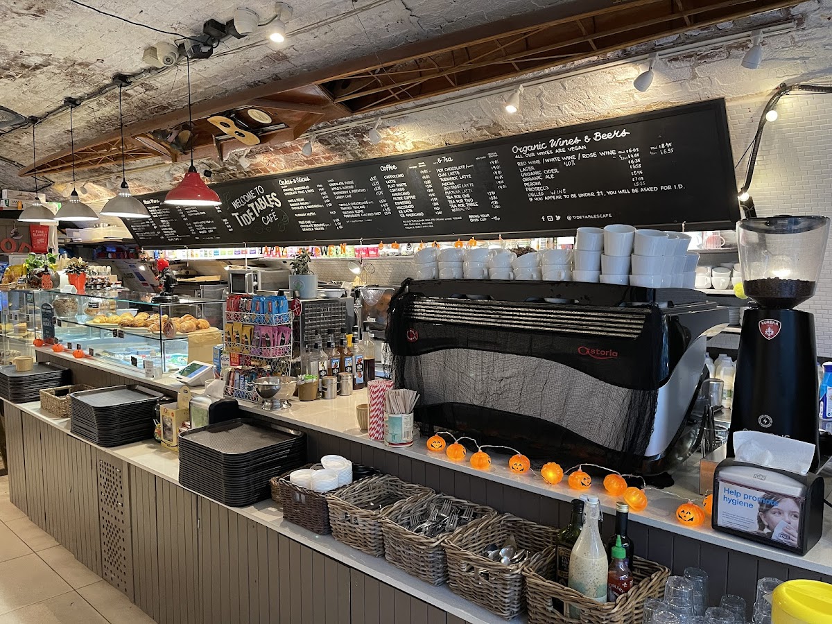 Tide Tables Cafe