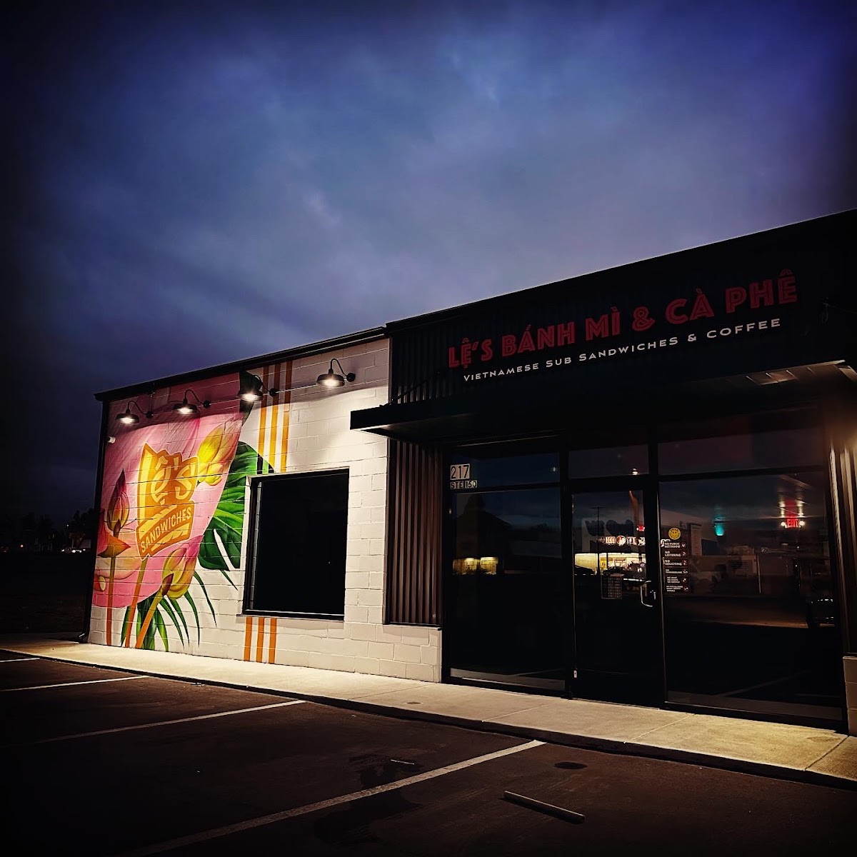 Le's Sandwiches & Café