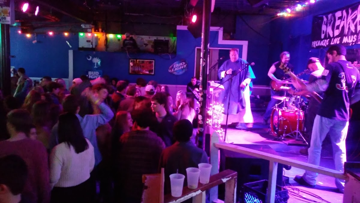 CB 18- Breakers Live