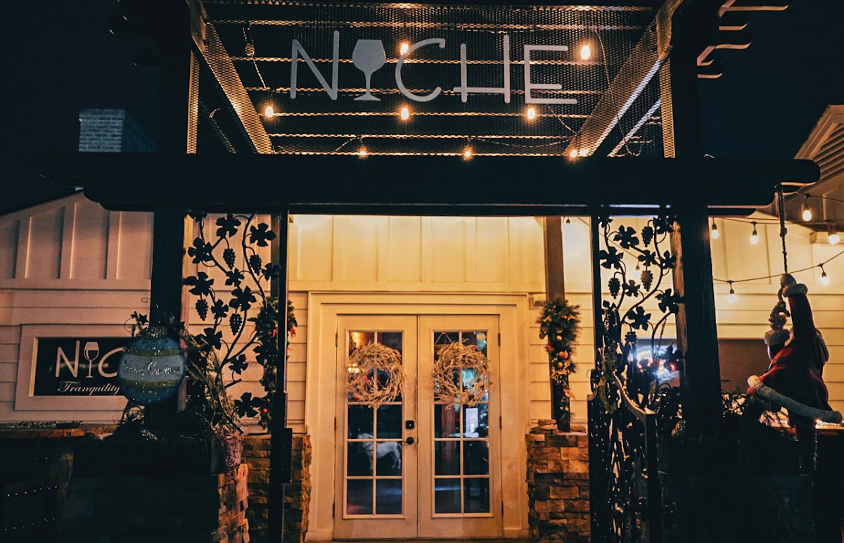Niche Wine Lounge