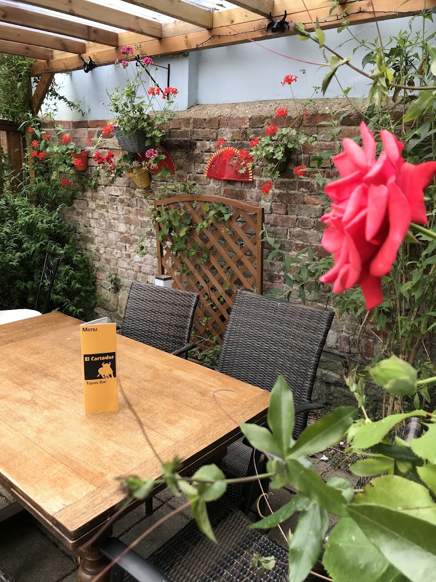 El Cortador Tapas Bar