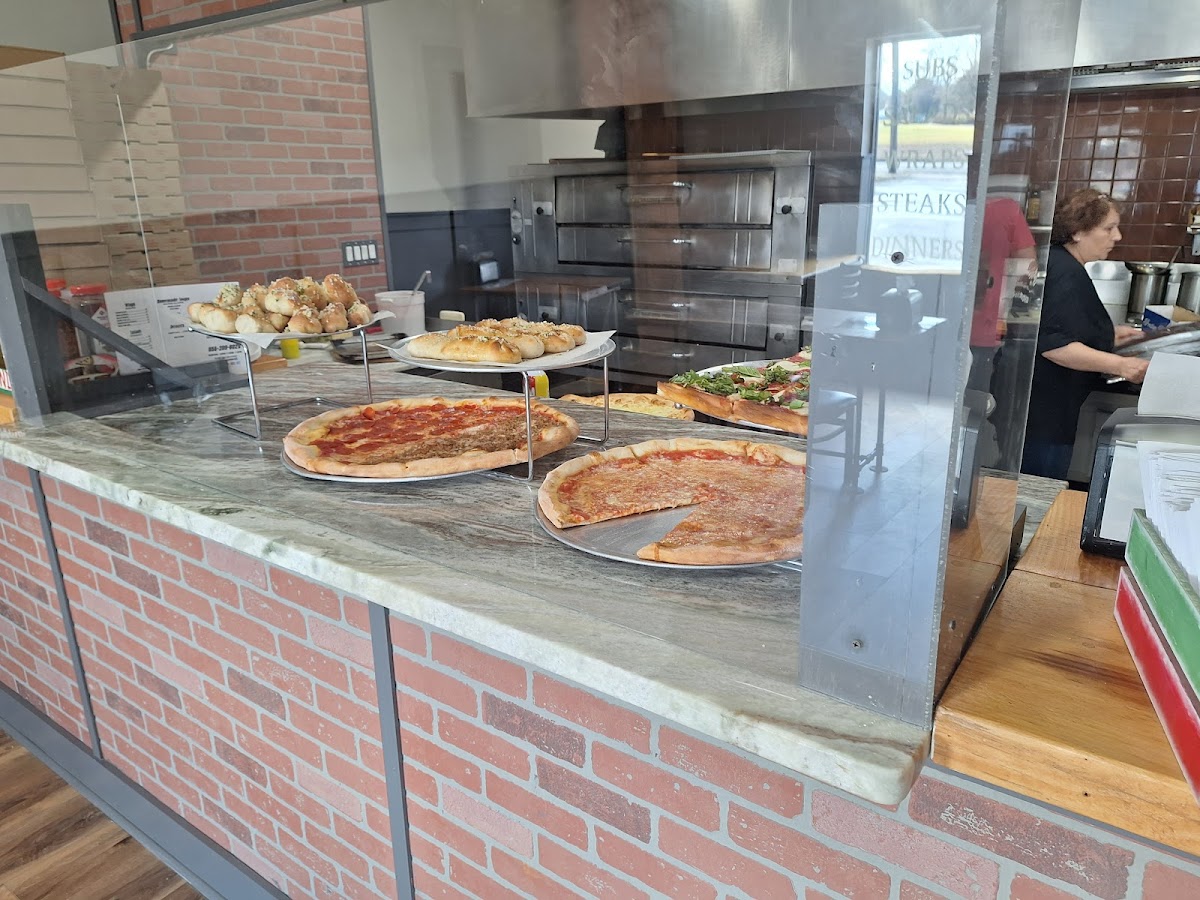 Mannino's Pizza Palace