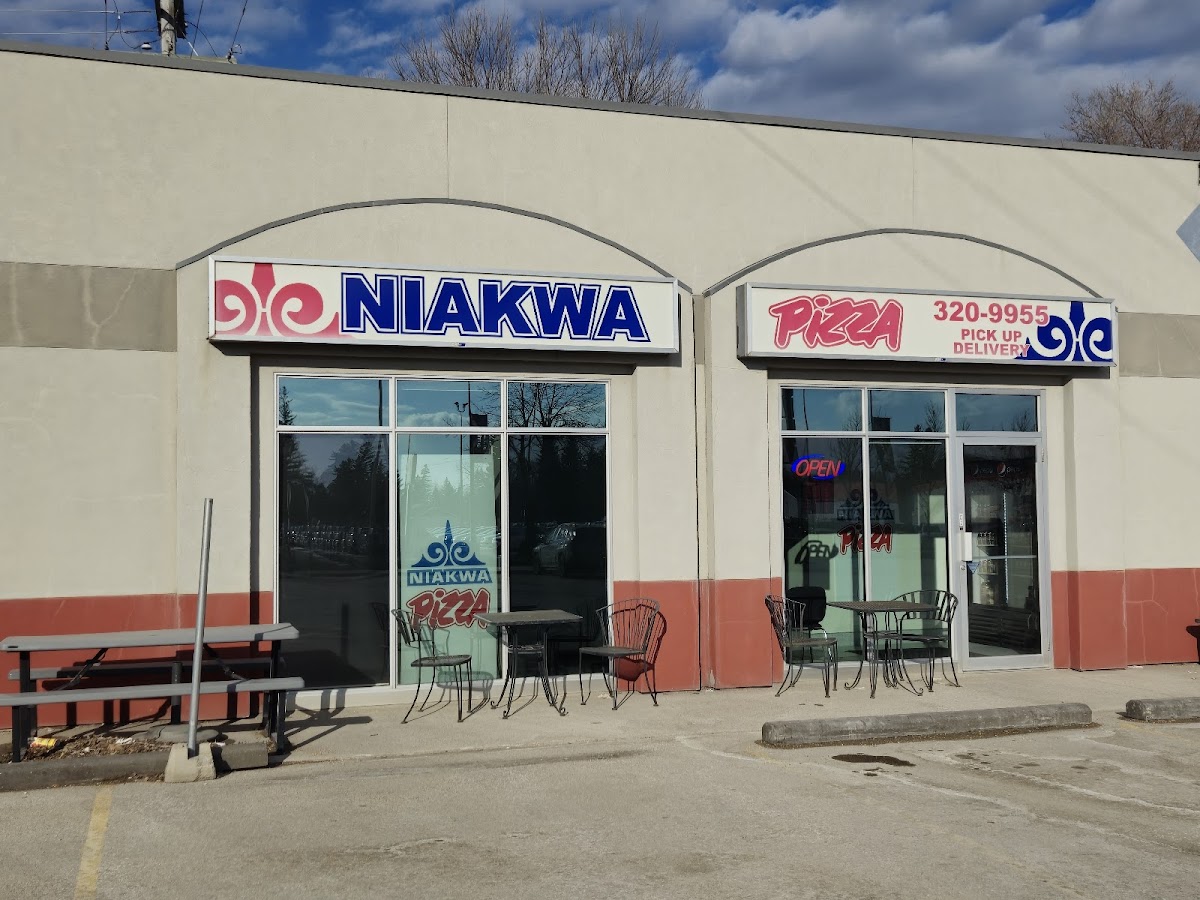 Niakwa Pizza Steinbach