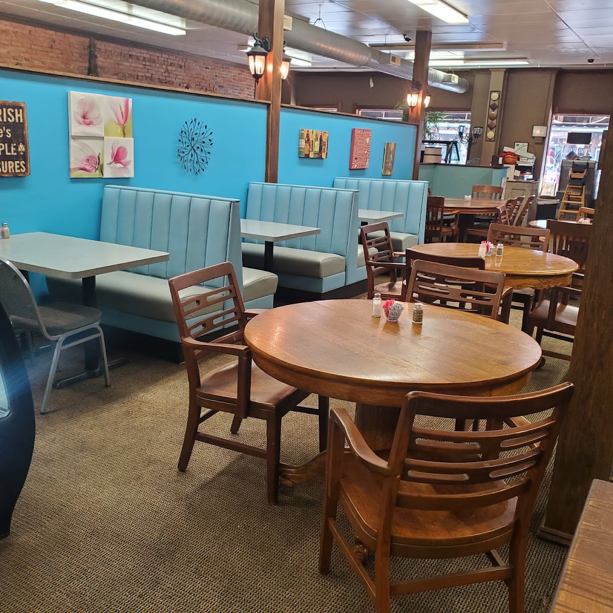 Miss Lily's - Grand Rapids, OH