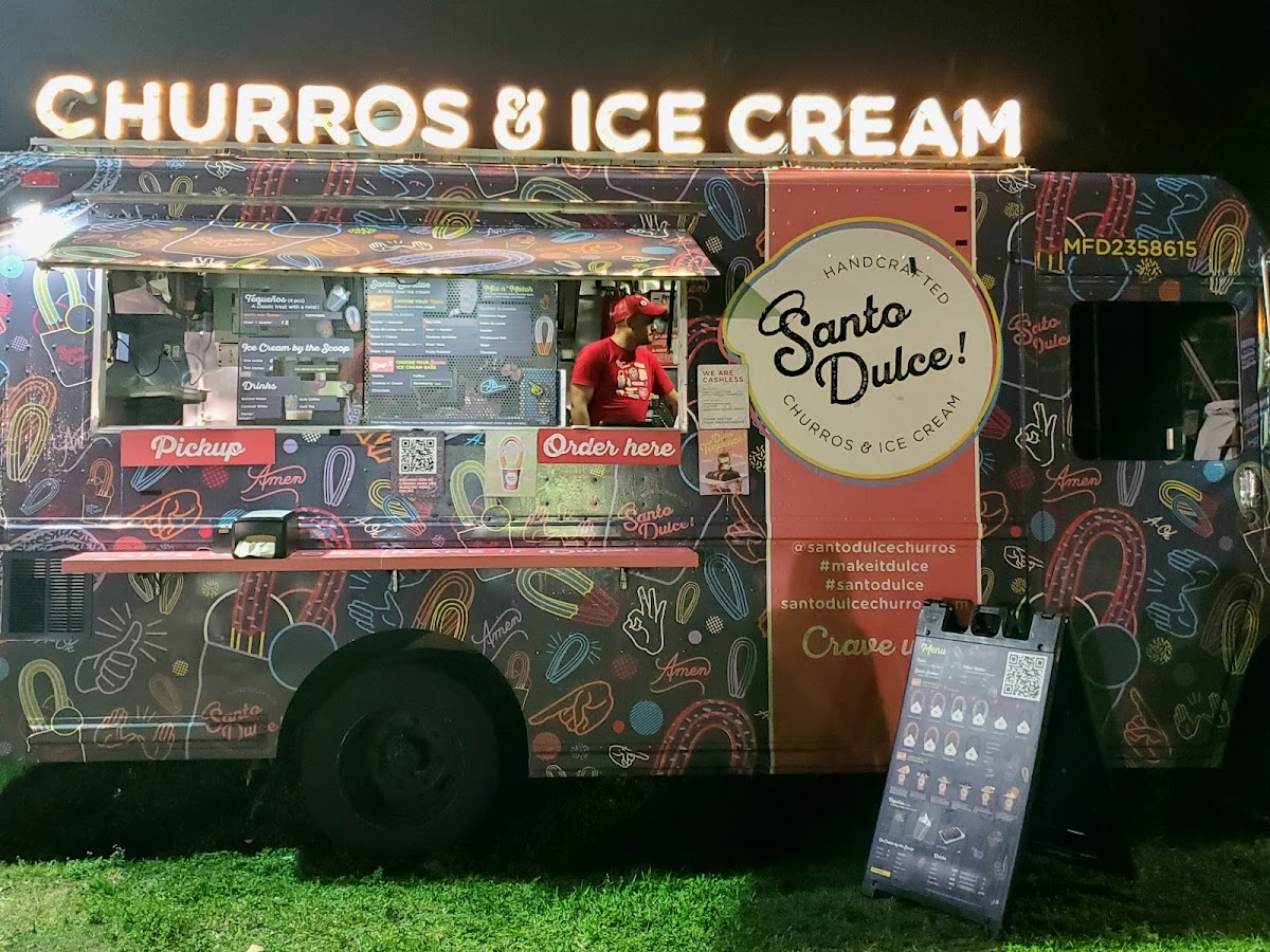 Food trucks Tuesdays at Haulover Park