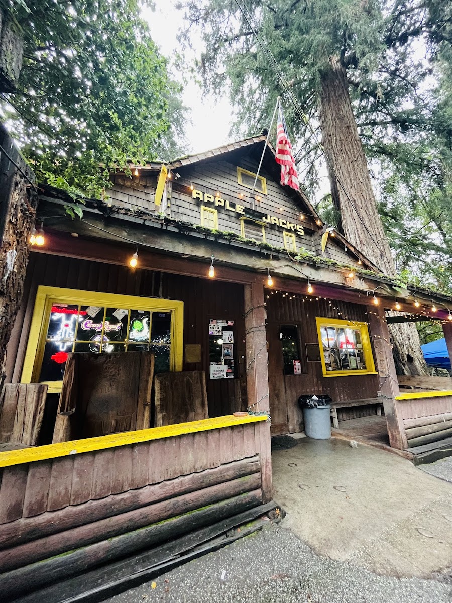 Apple Jack's Bar