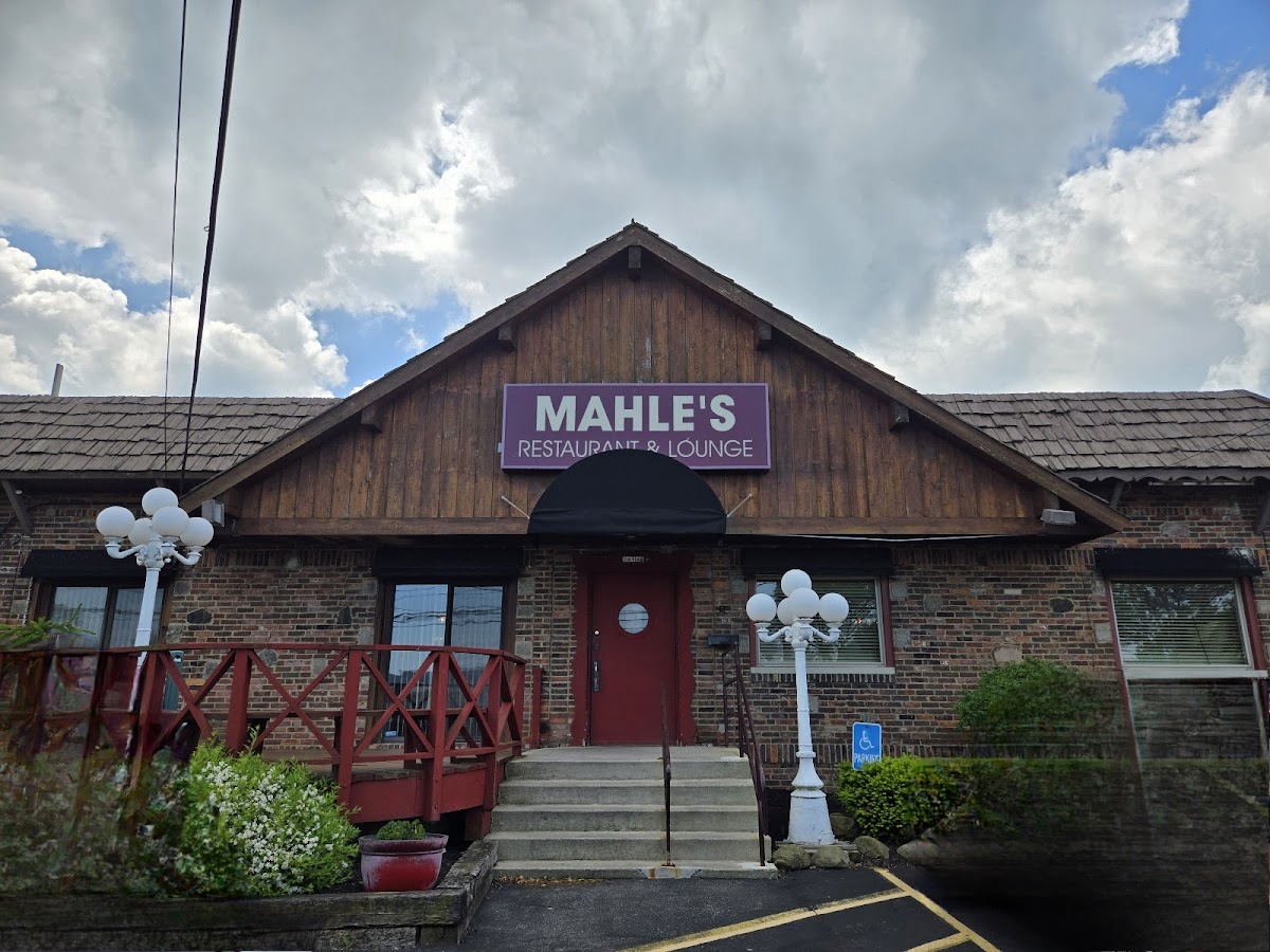 Mahle's Restaurant and Lounge