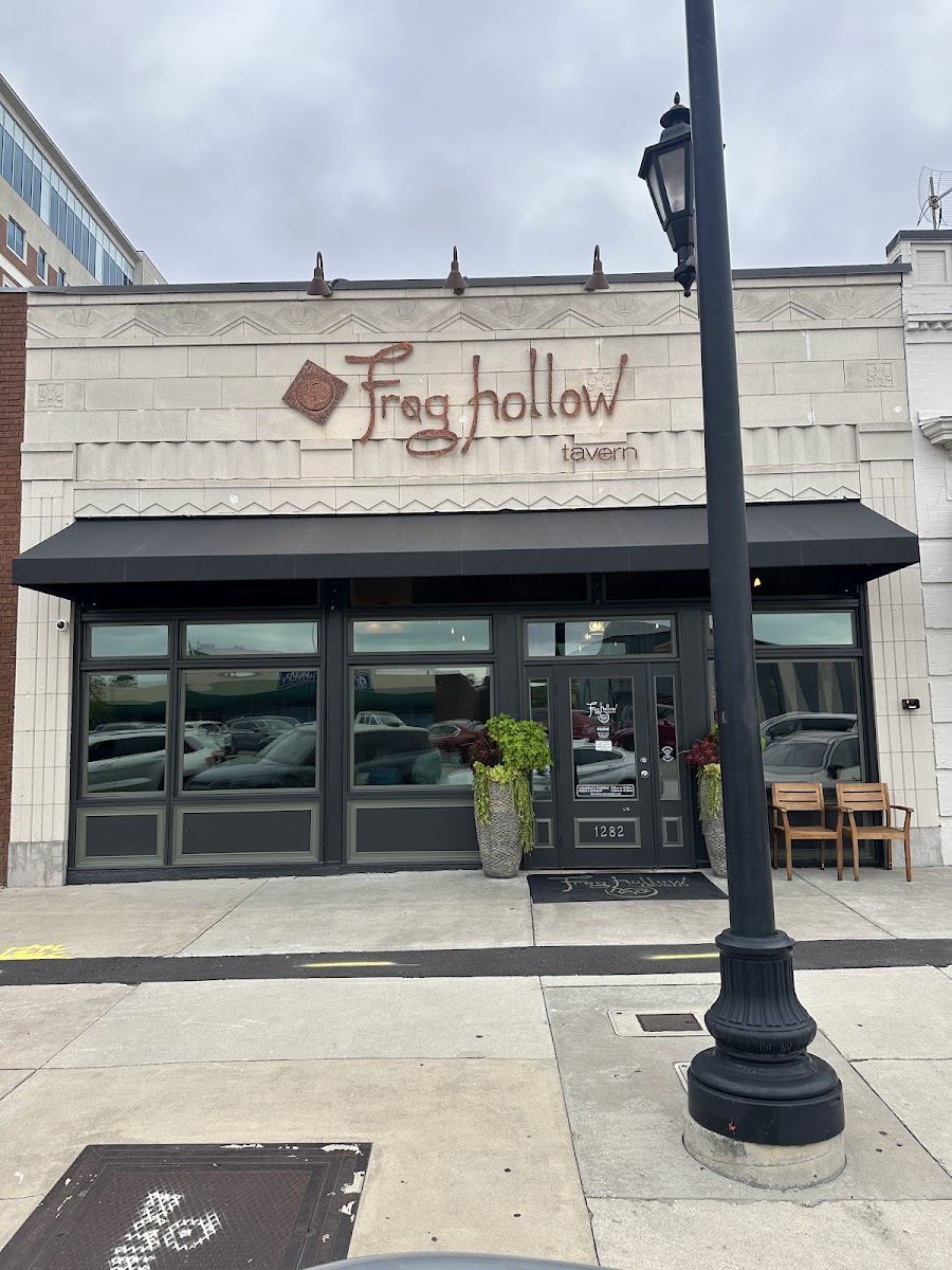 Frog Hollow Tavern