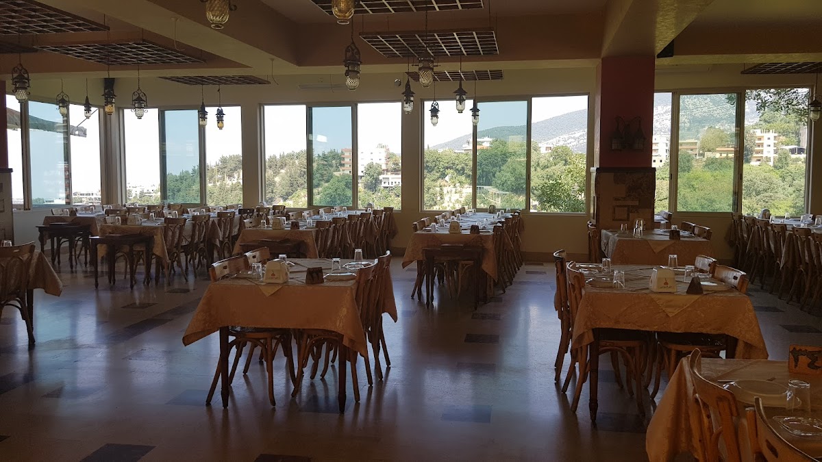 Abu Nawas Restaurant مطعم أبو النواس
