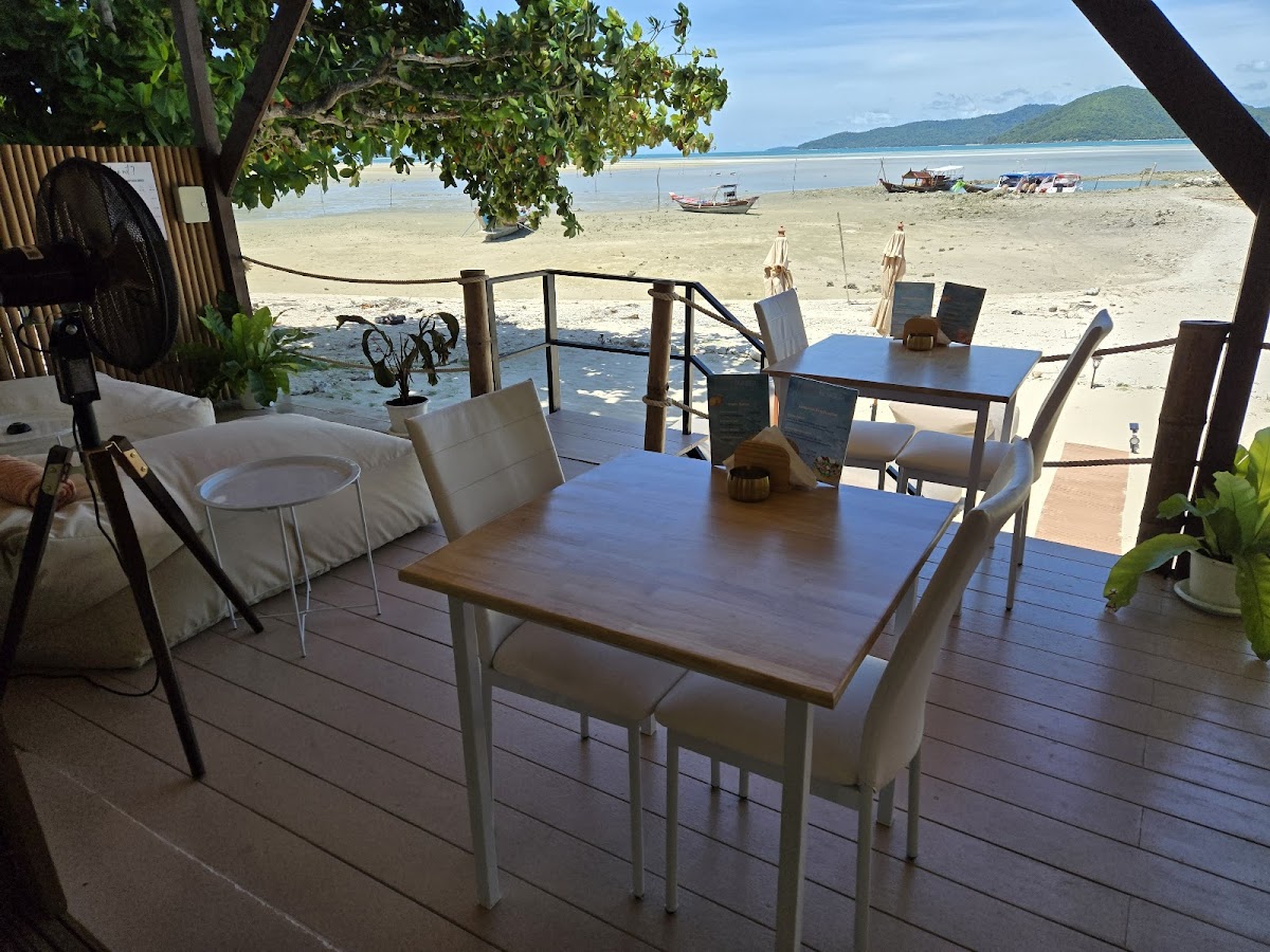 Smashburger On the Beach