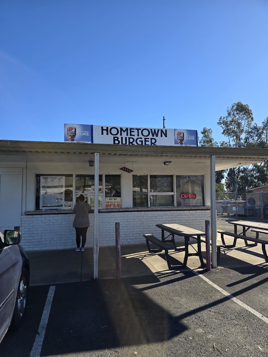 HomeTown Burger