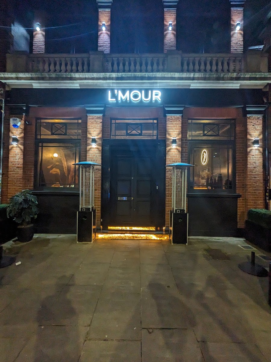 L’Mour Lounge