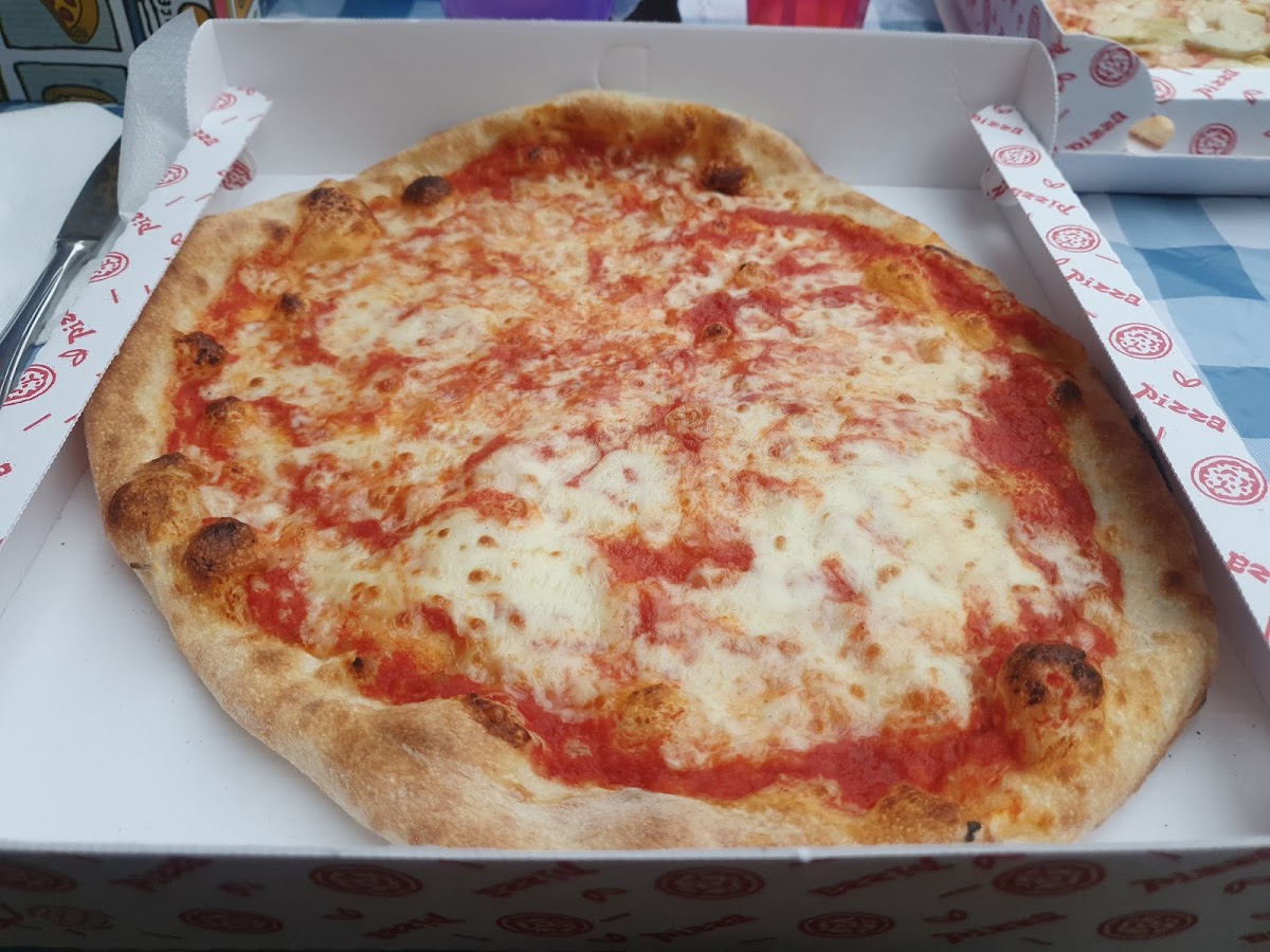 Pizzeria Golden Pizza