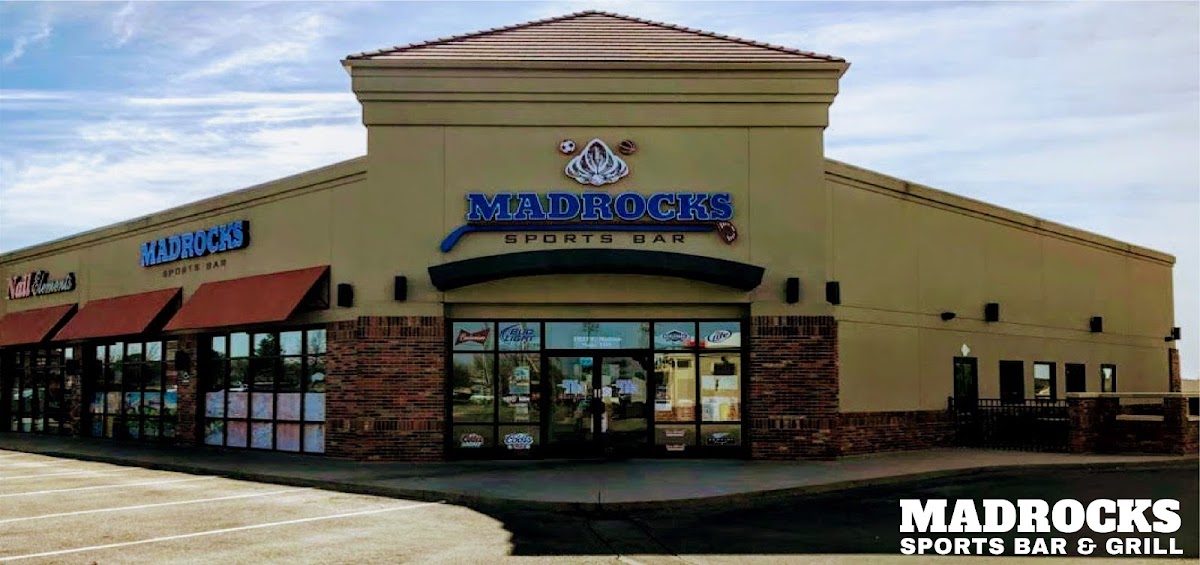 Madrocks Restaurant & Sports Bar