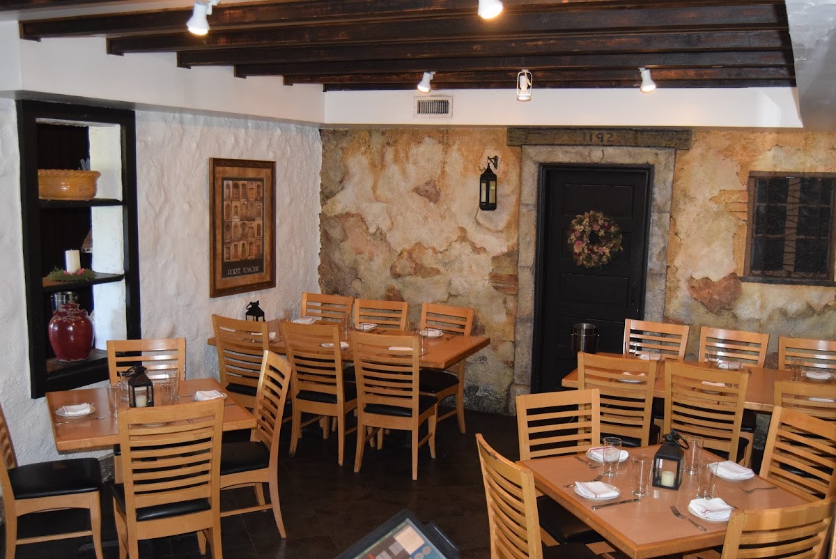 La Porta Restaurant