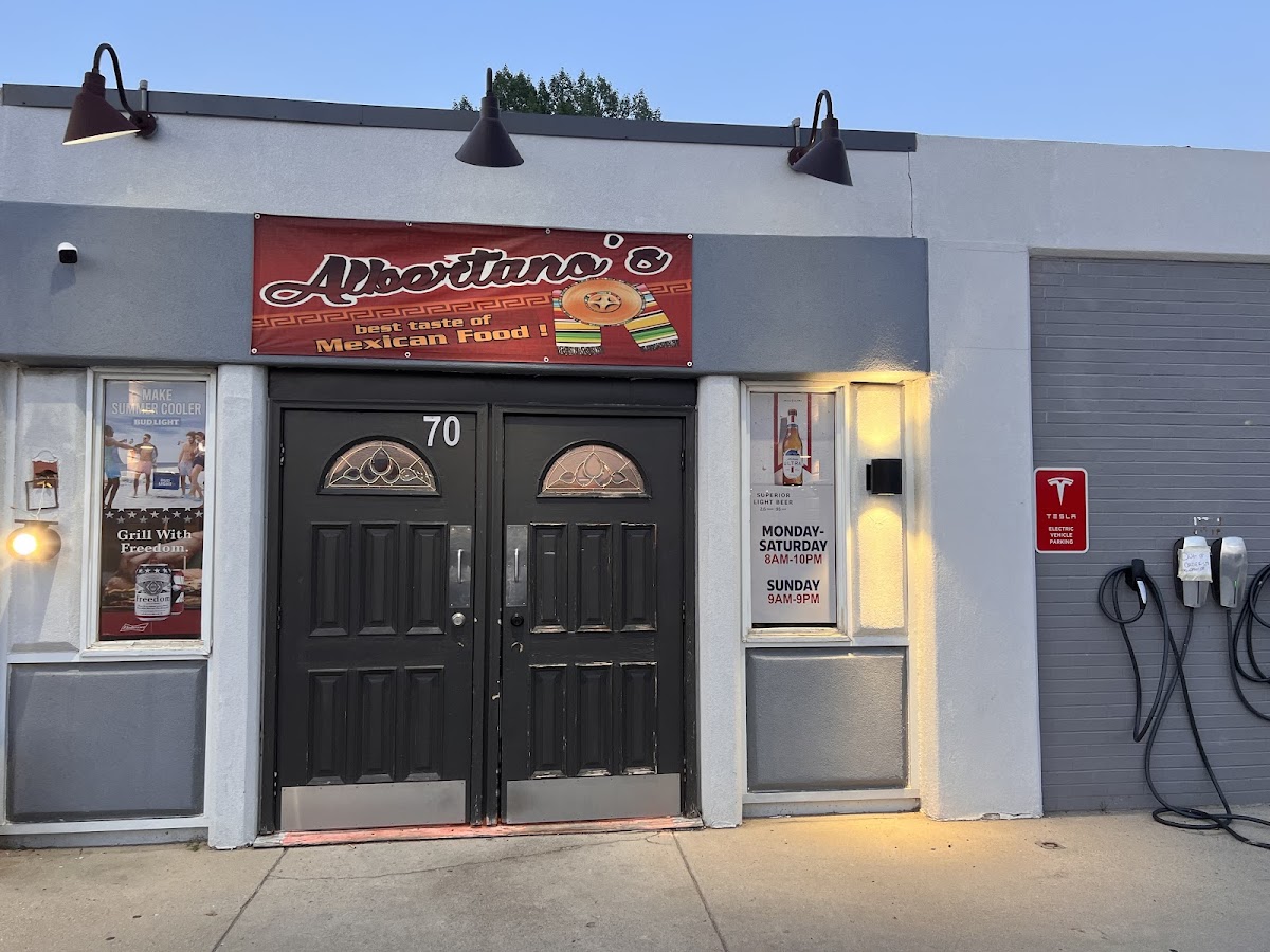 Albertano's Authentic Méxican Food