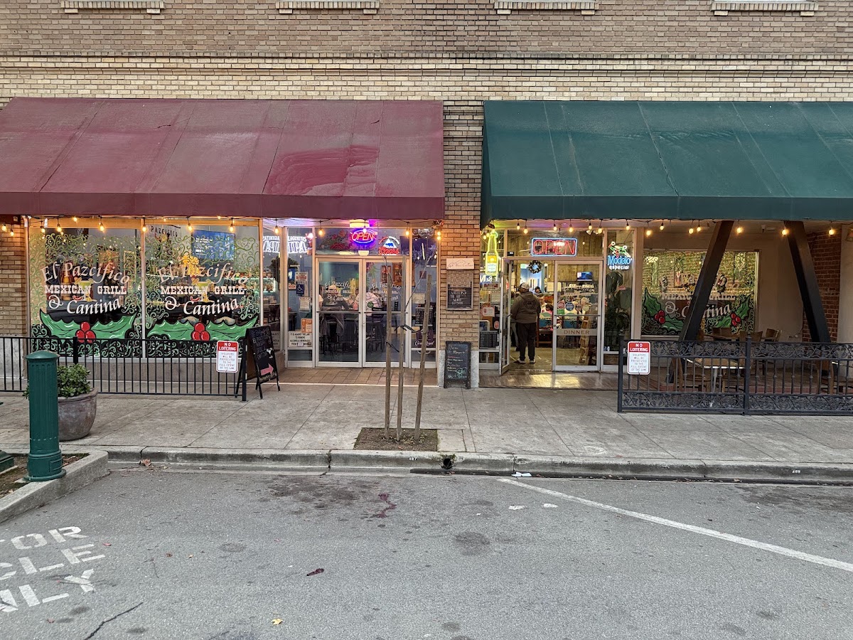 El Pazcifico Mexican Grill & Cantina