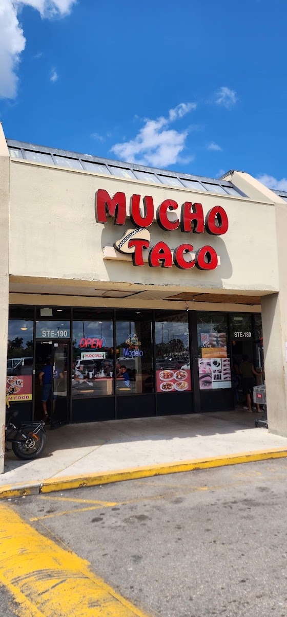 Mucho Taco