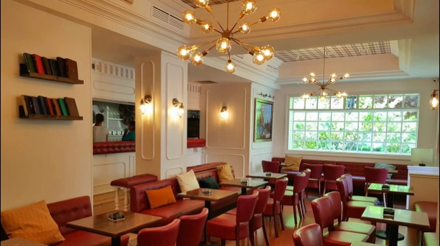 Mayflower Bar Restaurante