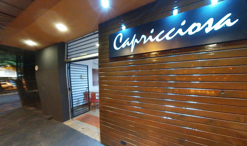 Capricciosa Pizza