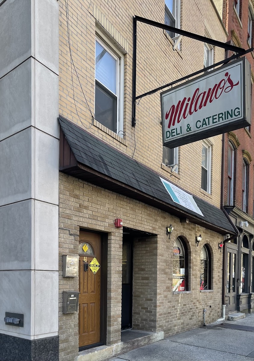 Milano's Deli