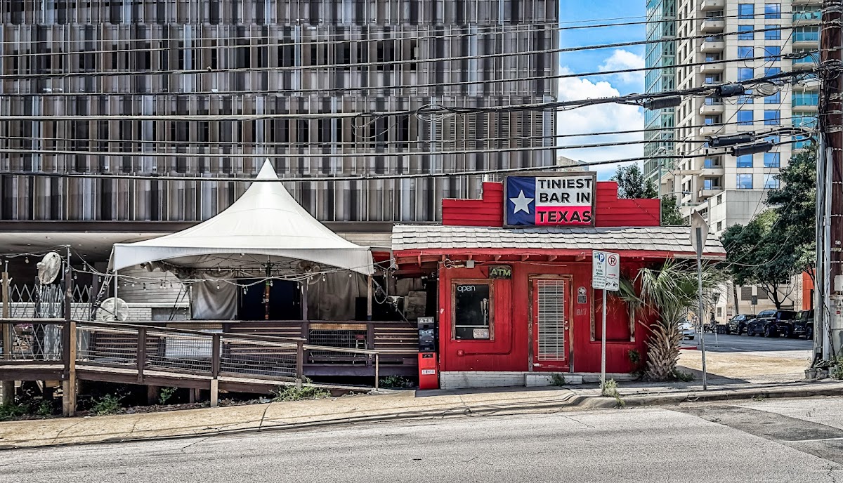 Tiniest Bar In Texas