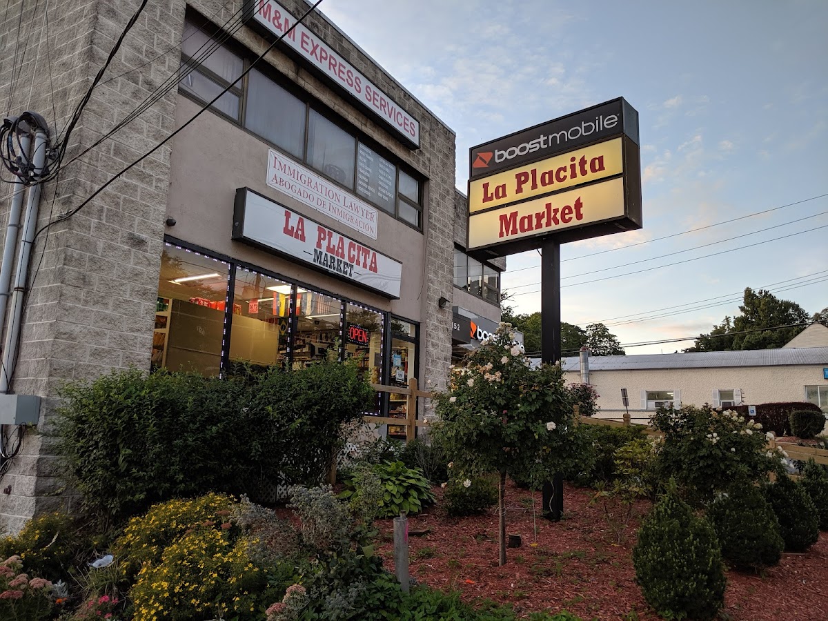 La Placita Mini Market