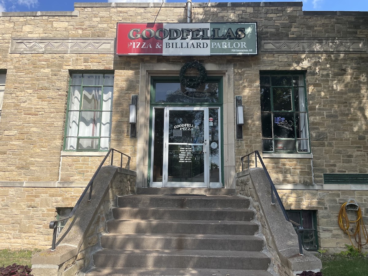 Goodfella's Pizza Pub