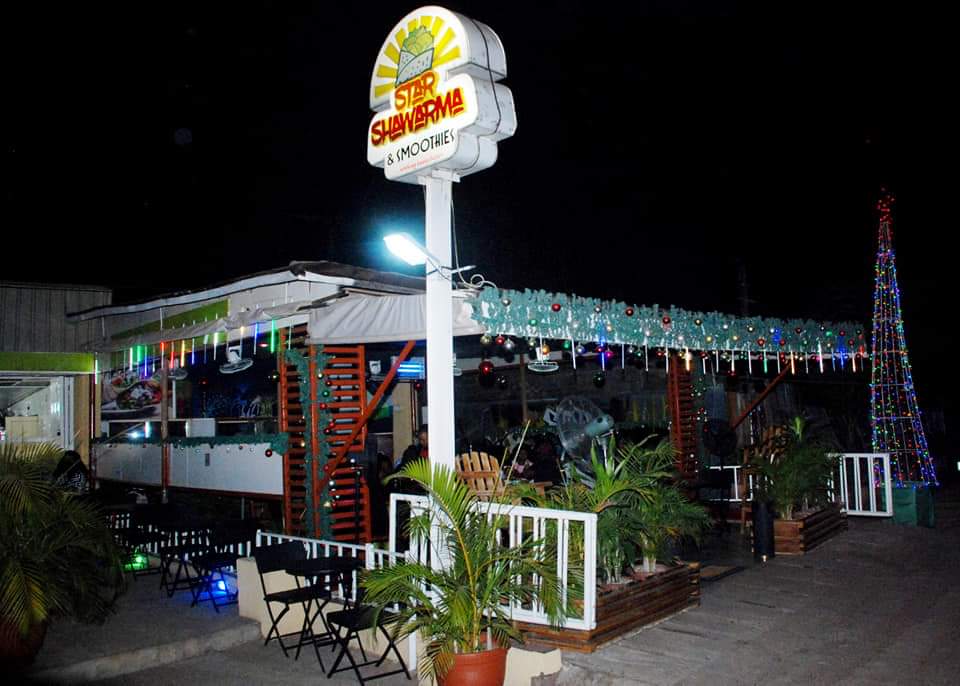 Star Shawarma and smoothies