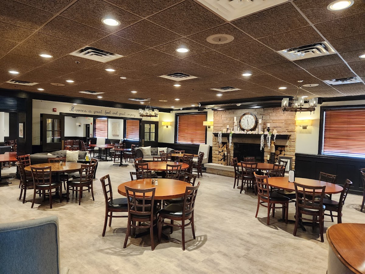 North Avenue Pub & Grill