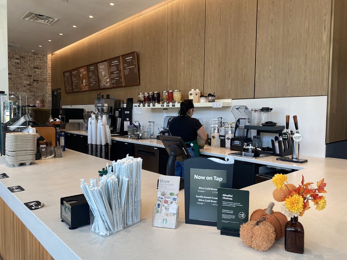 Starbucks - Woodstock