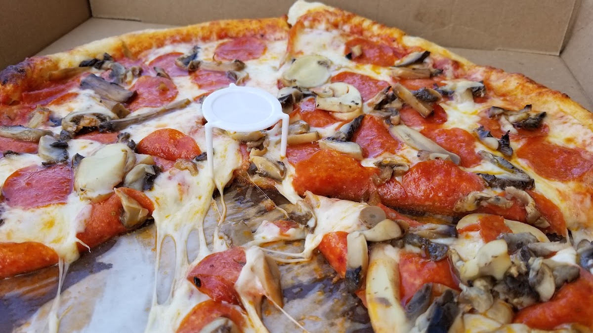 Village Pizza - Shokan